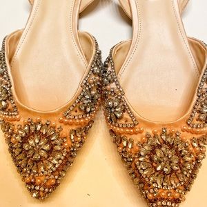 Rhinestone flat sling back. Perfect for weddings.